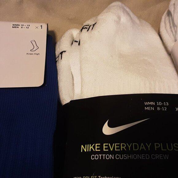 New Unisex Nike Socks 7 pairs W 10-13, M 8-12 - Picture 3 of 3